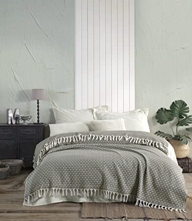 Traumfaenger Tagesdecke Bettüberwurf 200x230cm, Baumwolle (Oeko-TEX® Standard 100), ideal geeignet als Wohndecke, Wendedecke oder Überwurf für Bett, Couch, Sofa, schwere Ausführung (Khaki Grün)